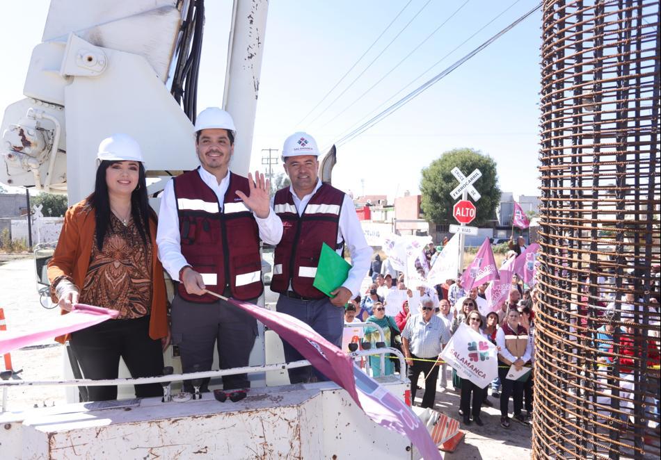 Inaugura César Prieto la Construcción del puente en la avenida Héroes de Cananea