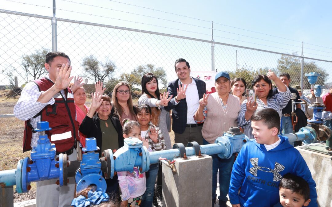 César Prieto hace entrega del tanque elevado y red de agua potable a la comunidad Ángeles de Arriba