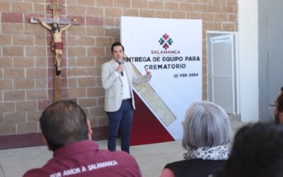 Entrega César Prieto nuevo equipo para las instalaciones del Horno Crematorio del Panteón Municipal